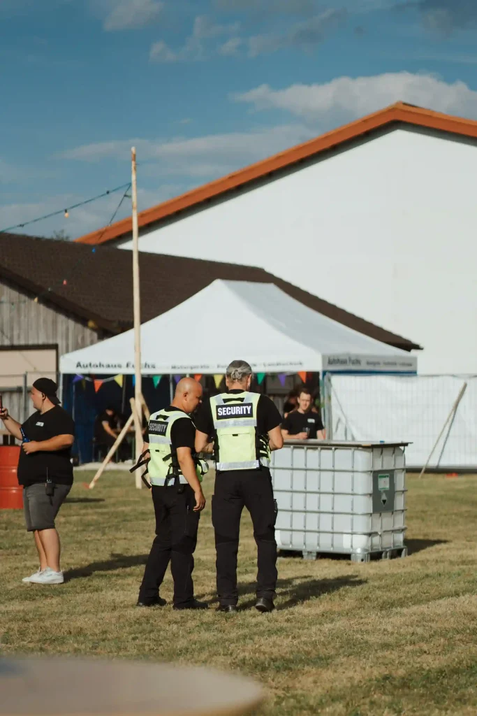 Veranstaltungsschutz als Einsatzbereich nach Security Weiterbildung Lübeck online